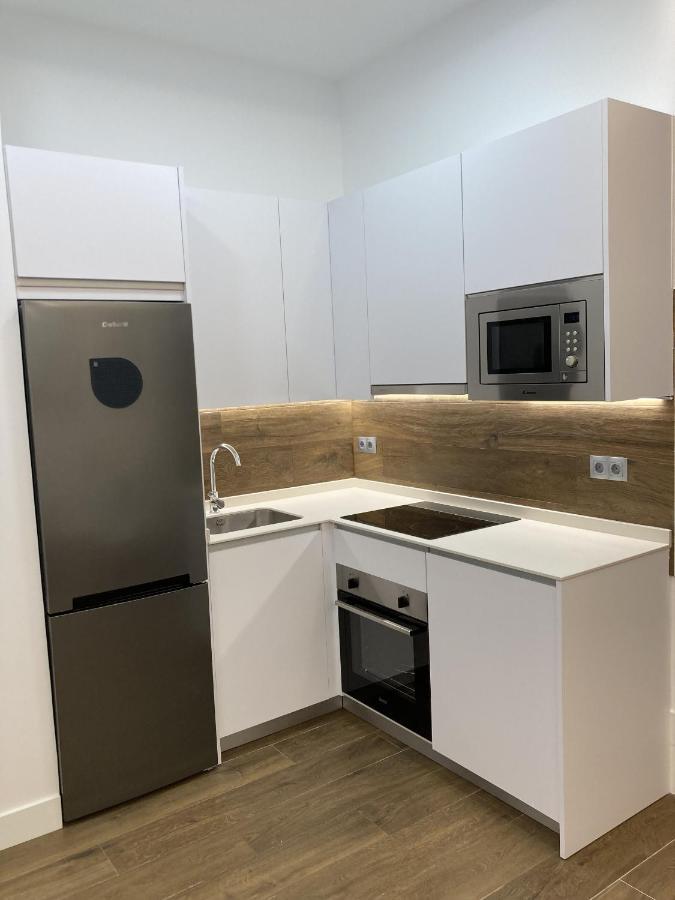 Nuevo Piso Retiro Appartement Madrid Buitenkant foto