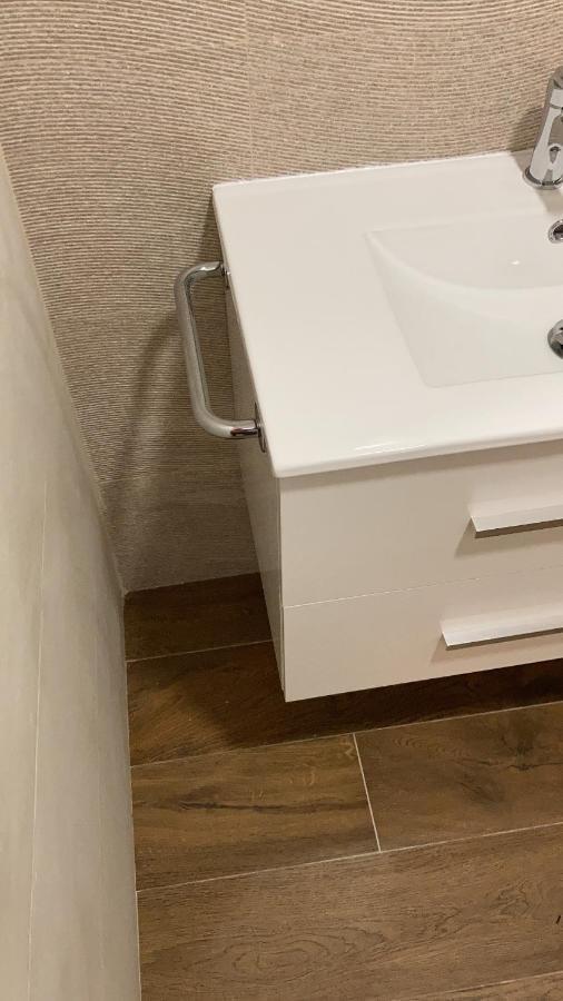 Nuevo Piso Retiro Appartement Madrid Buitenkant foto