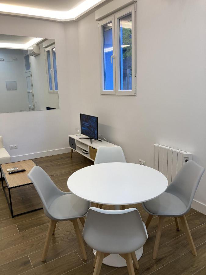 Nuevo Piso Retiro Appartement Madrid Buitenkant foto